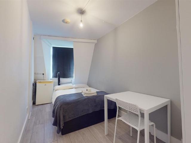 Room for rent in Harlesden, Greater London