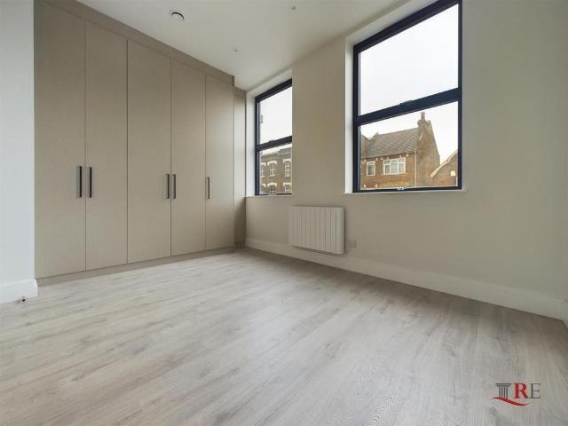 House for rent in Harlesden, Greater London