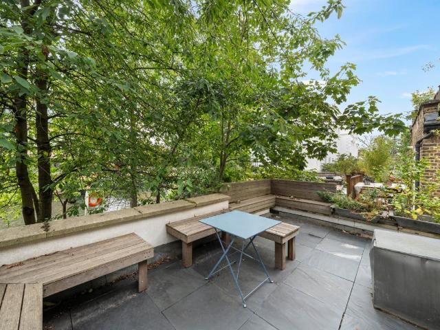 Apartment for rent in Kensal Town, Greater London