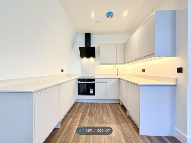 Apartment for rent in Kensal Town, Greater London
