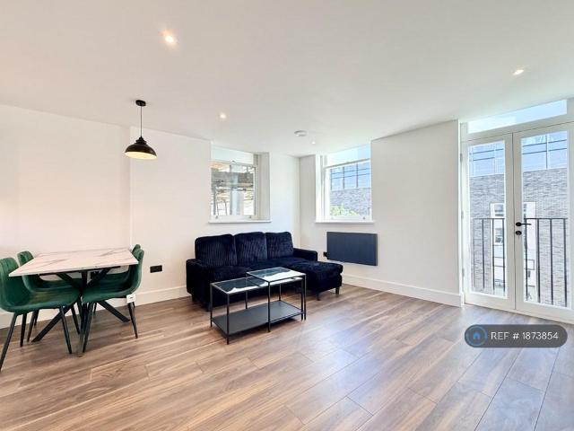 House for rent in Kensal Town, Greater London