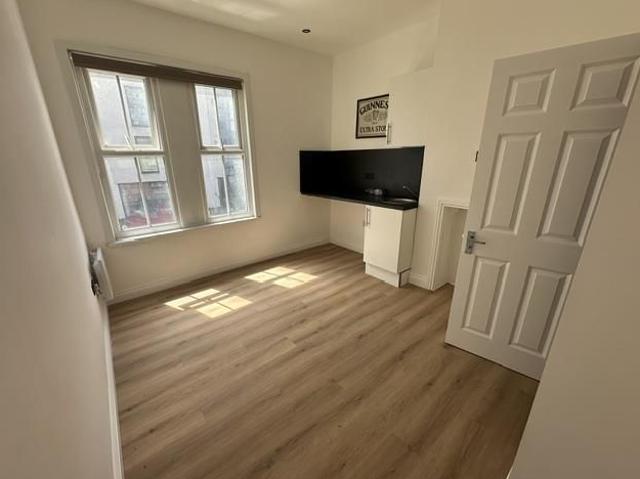 Studio for rent in Maida Hill, Greater London