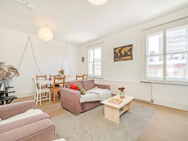 Apartment for rent in Maida Hill, Greater London