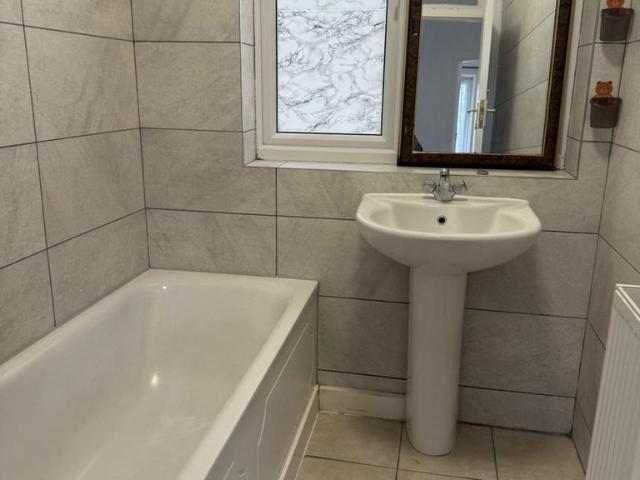 Apartment for rent in Sudbury, Greater London