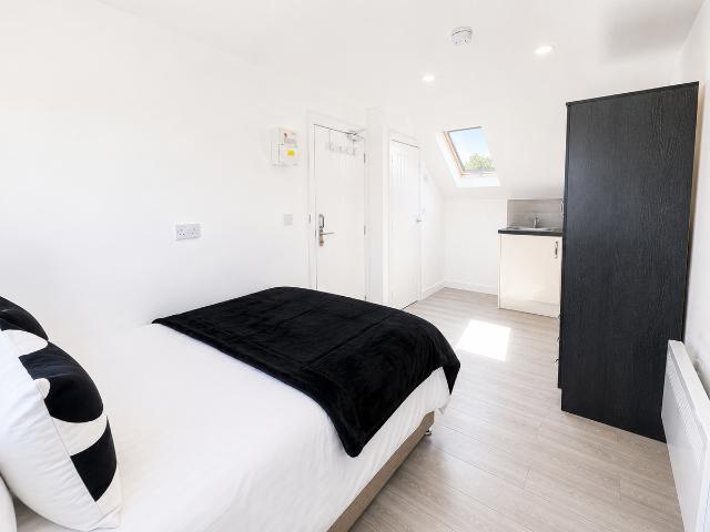 Studio for rent in Harrow Weald, Greater London