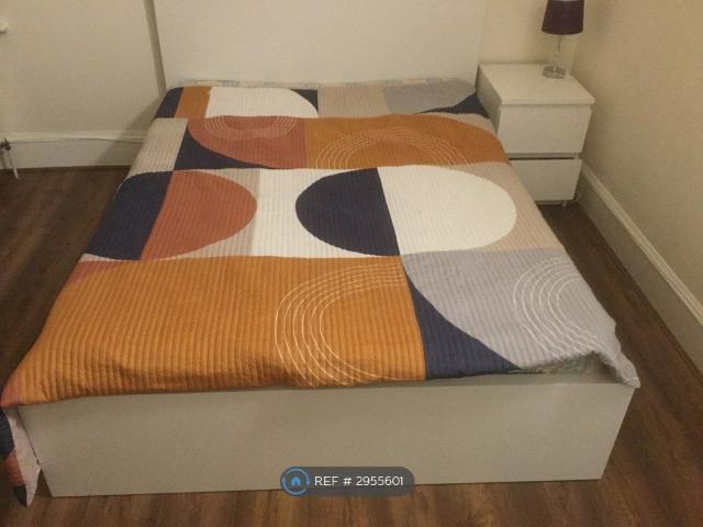 Studio for rent in Harrow Weald, Greater London
