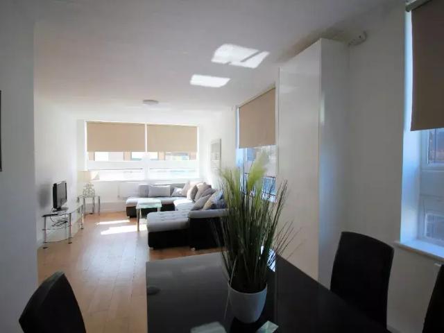 Apartment for rent in Paddington, Greater London