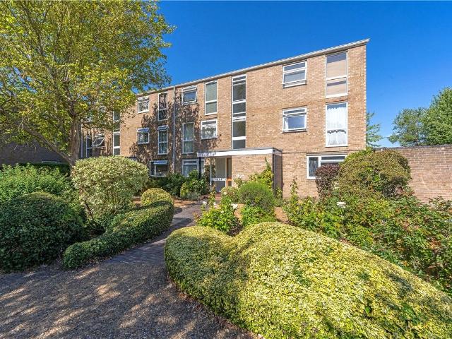 Apartment for rent in London Borough of Richmond upon Thames, Greater London
