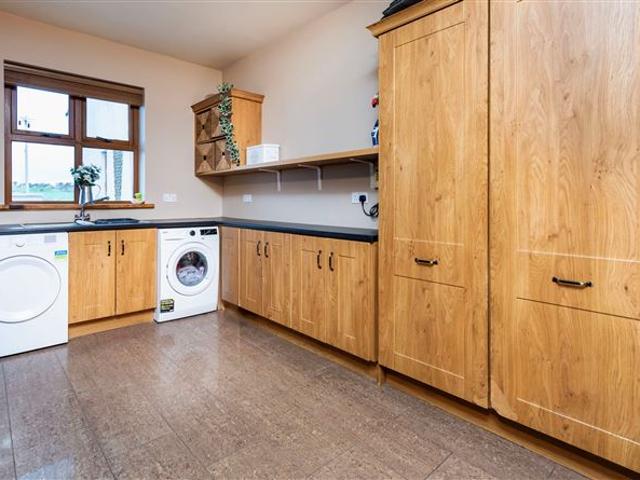 Detached House for sale in Loch Garman, North Tipperary