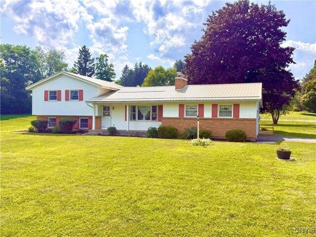 House for sale in Cortland