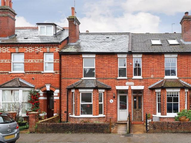House for rent in Pachesham Park, Surrey