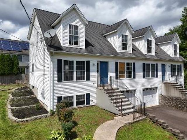 Condo for sale in Southington, Connecticut