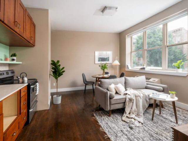 Room for rent in Arverne, New York