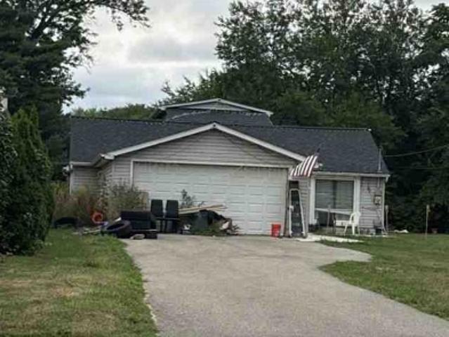 House for sale in Elm, Livonia