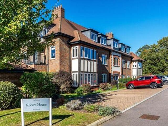 House for sale in Leatherhead, Mole Valley