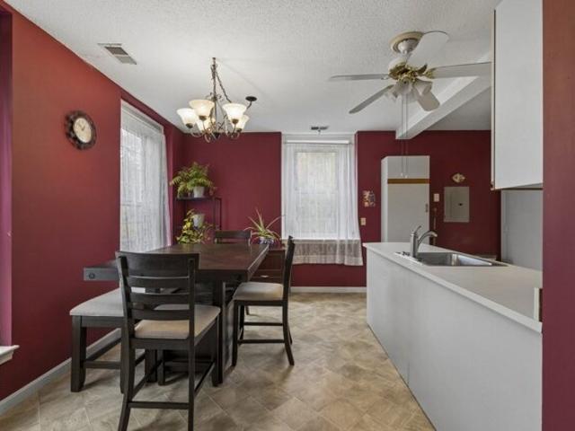 Condo for sale in Linwood Historic District, Uxbridge