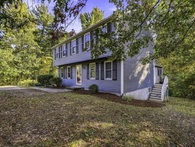 House for sale in Uxbridge, Worcester County