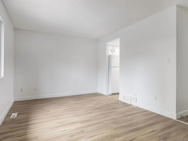 House for rent in Wedgewood, Alberta