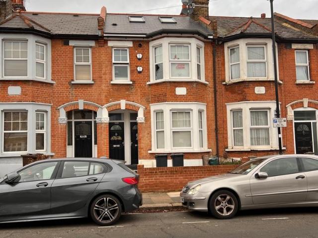 Apartment for rent in London Borough of Hounslow, Spring Grove