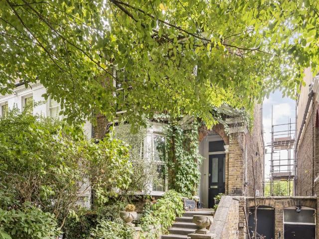 Apartment for rent in Holloway, Greater London