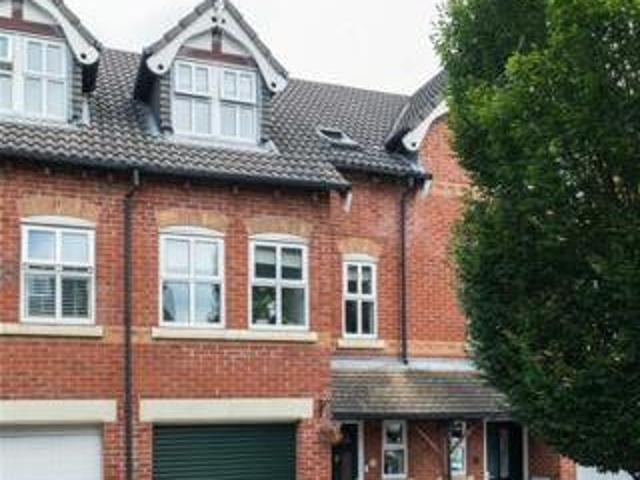 House for sale in Leftwich, Cheshire