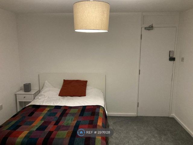 Room for rent in Greater London
