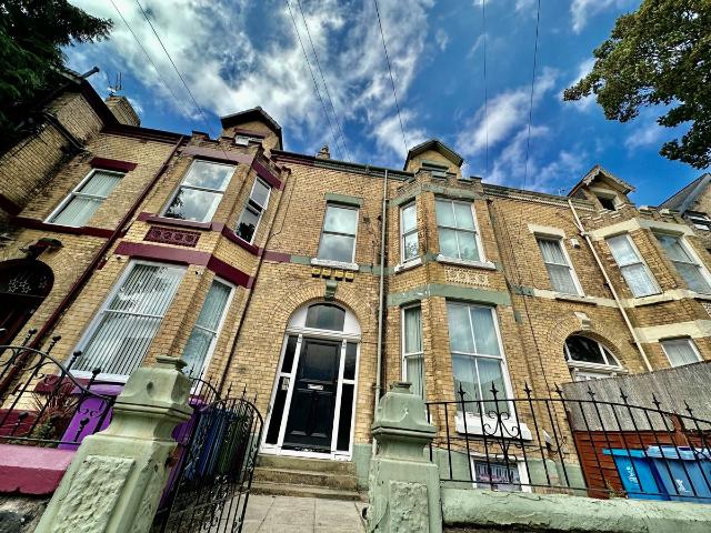 Apartment for rent in Calderstones