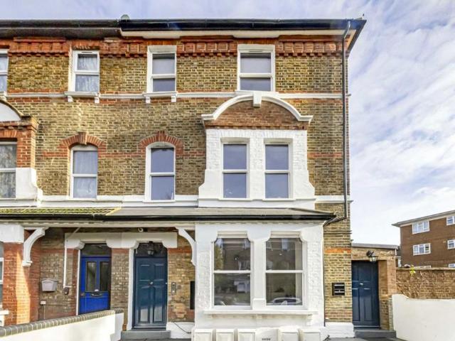 Apartment for rent in London Borough of Ealing, Greater London