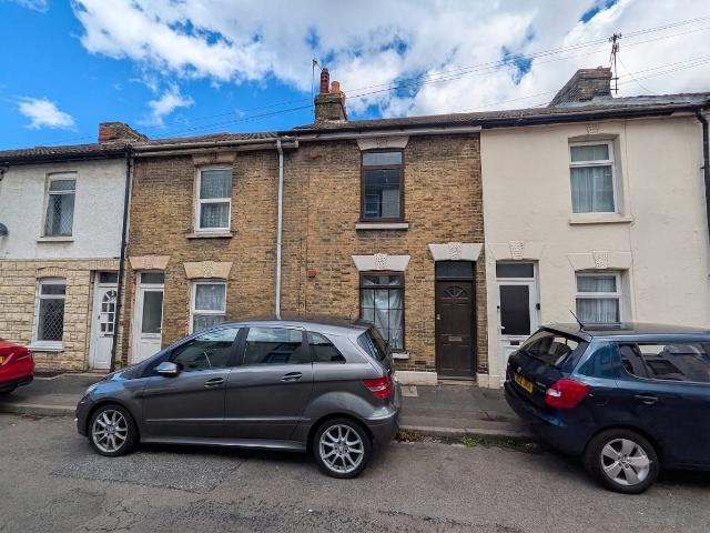 House for rent in Luton, Chatham
