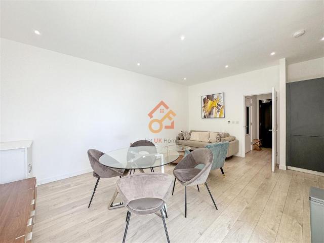 Apartment for rent in Woodberry Down, Stoke Newington