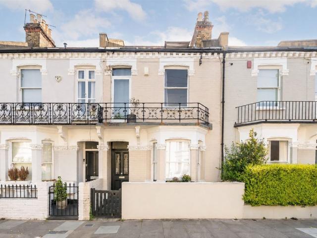 Apartment for rent in Fulham, Greater London