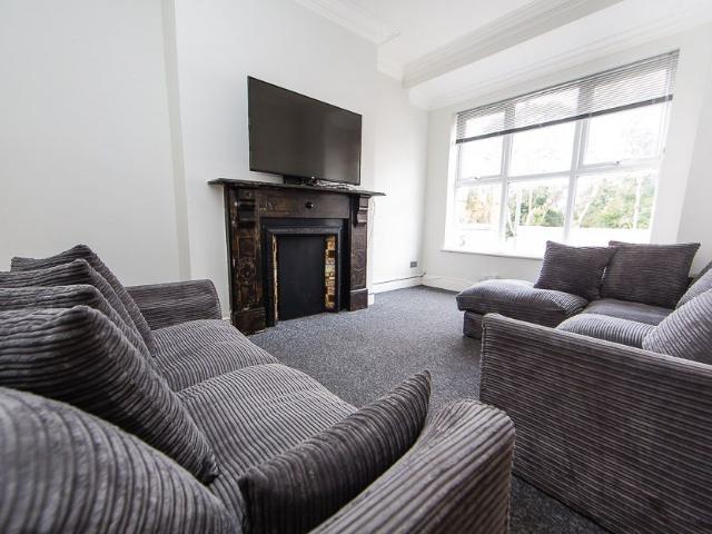 House for rent in Woodhouse Cliff, Leeds