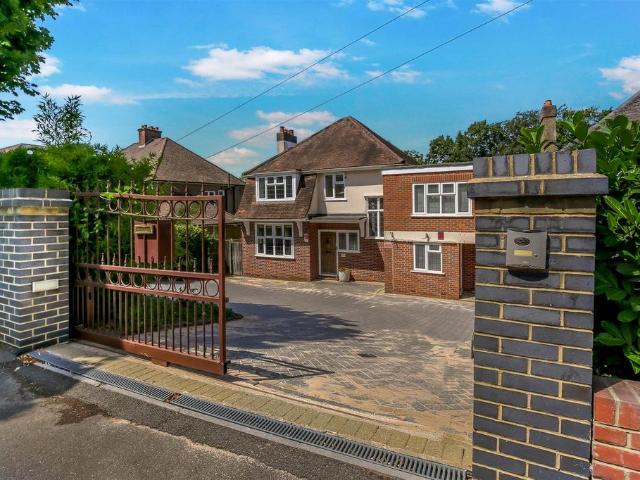 House for rent in London Borough of Croydon, Purley