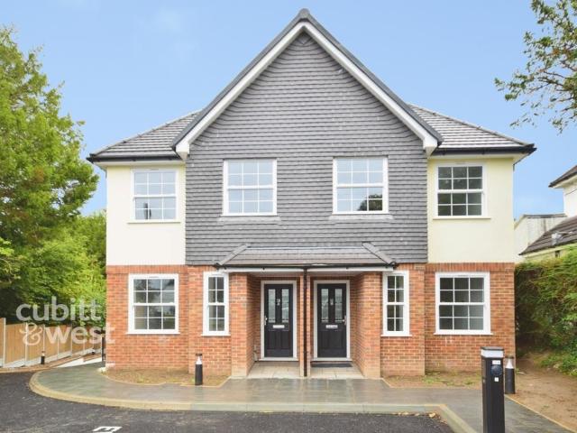 House for rent in London Borough of Croydon, Purley
