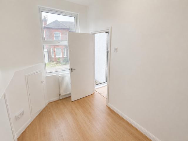 House for rent in Spring Park, Luton