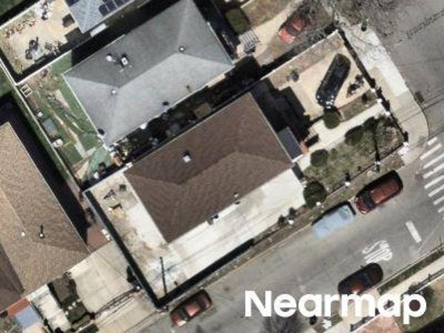 House for sale in Queens, Arverne