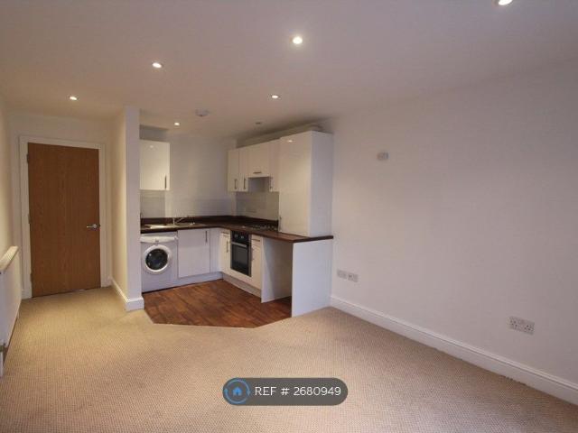 Apartment for rent in Midway, Kent