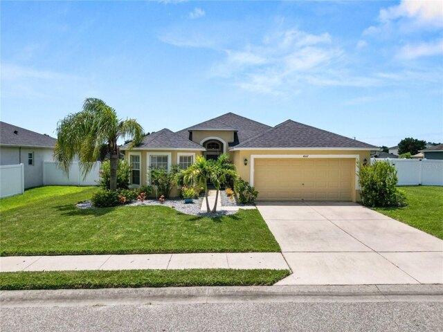 House for sale in Mulberry