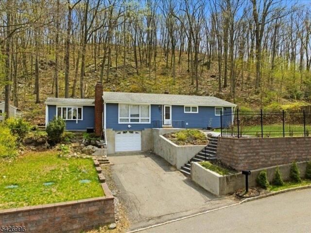 House for sale in Riverdale, New Jersey