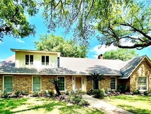 House for sale in Alexandria