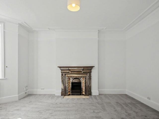 Apartment for rent in West Hampstead, Isle Of Man