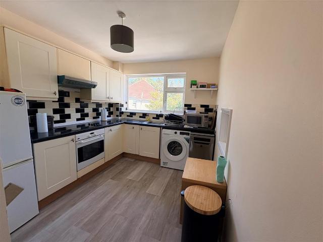 Apartment for rent in West Heath, Greater London