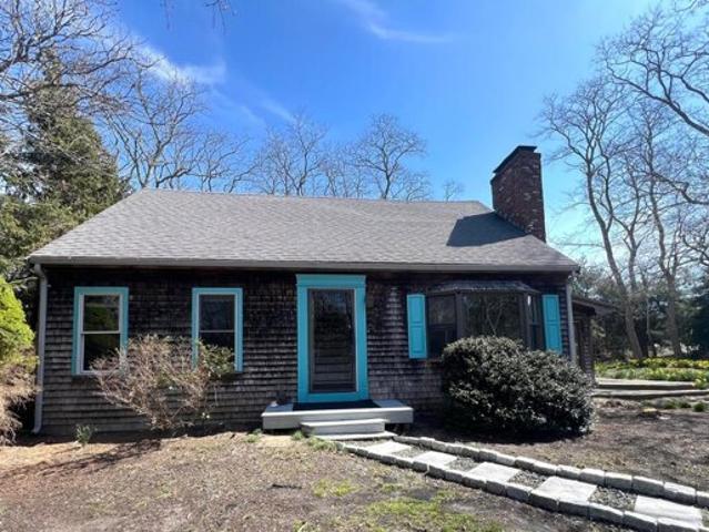House for sale in Eastham