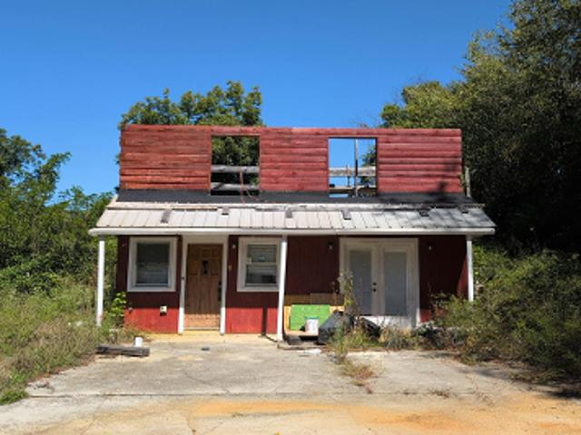 House for sale in Northport, Newport