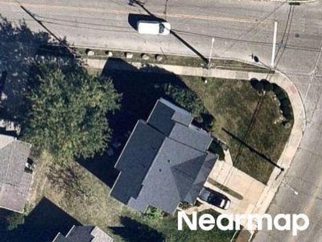 House for sale in Avondale, Roselawn