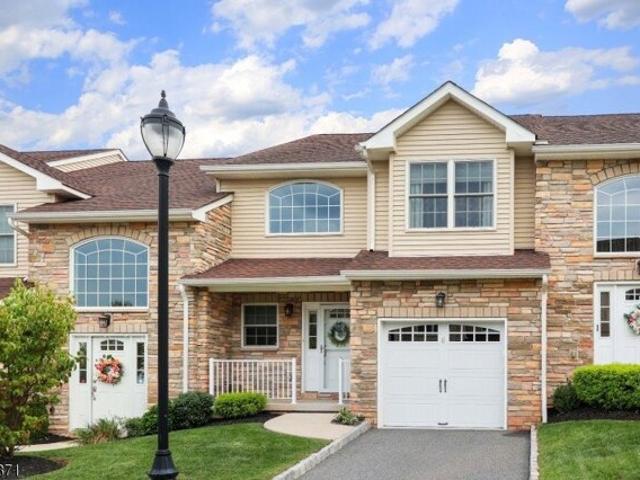 House for sale in Clark, New Jersey