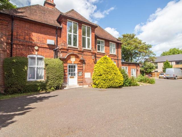 Studio for rent in Arbury, Cambridgeshire