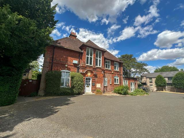 Studio for rent in Arbury, Cambridgeshire