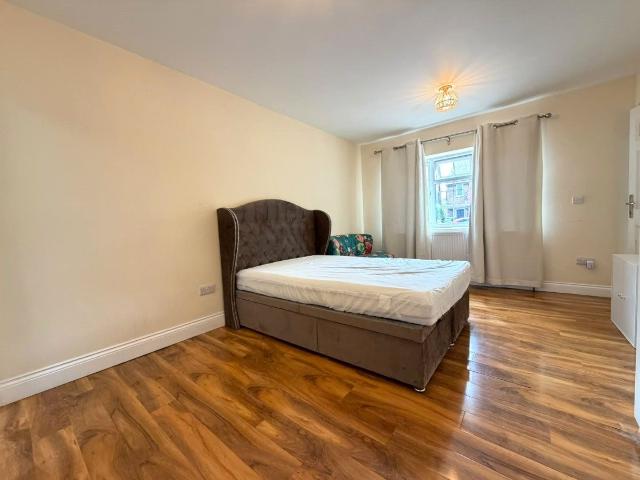 Studio for rent in Greater London