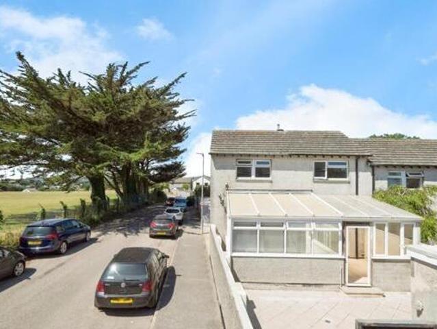 House for sale in Hayle, Cornwall